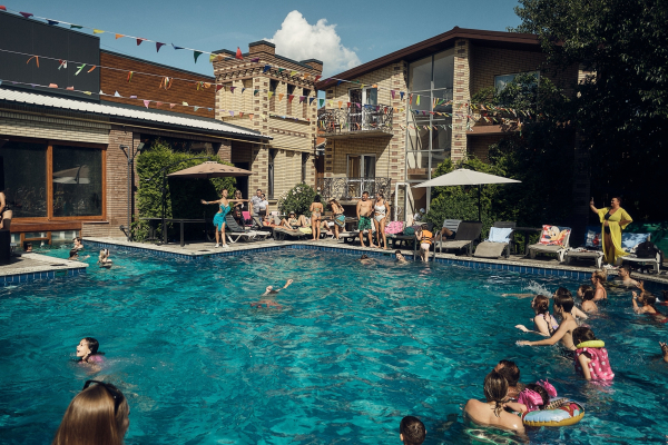 Бассейн парк-отеля «Маликон»