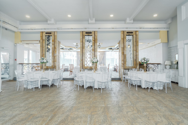 Банкетный зал «Торжественный»